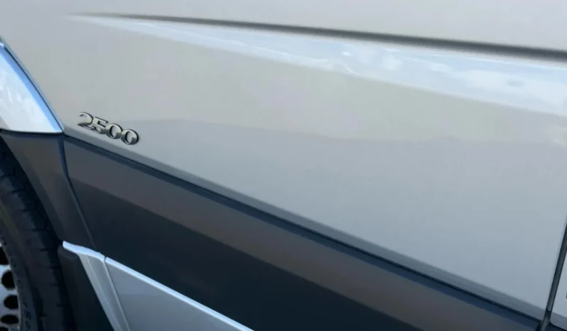 
								2013 Mercedes-Benz Sprinter 2500 12-Seat Configuration full									