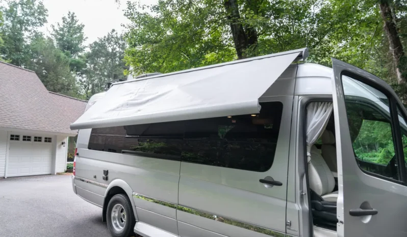 
								2014 Winnebago Era 70X Motorhome full									