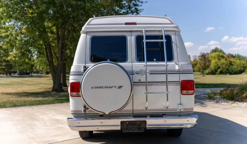 
								1991 GMC Vandura 2500 Starcraft Conversion Van full									
