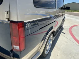 
										2000 Chevrolet Astro Regency Conversion Van full									