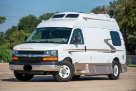 2006 Pleasure-Way Lexor-TS Motorhome