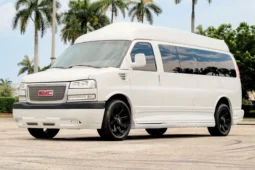 
										2013 GMC Savana G2500 Explorer Conversion Van full									