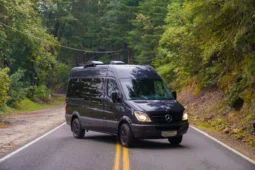 
										2013 Mercedes-Benz Sprinter 2500 Camper Conversion full									