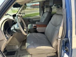 
										2000 Chevrolet Astro Regency Conversion Van full									