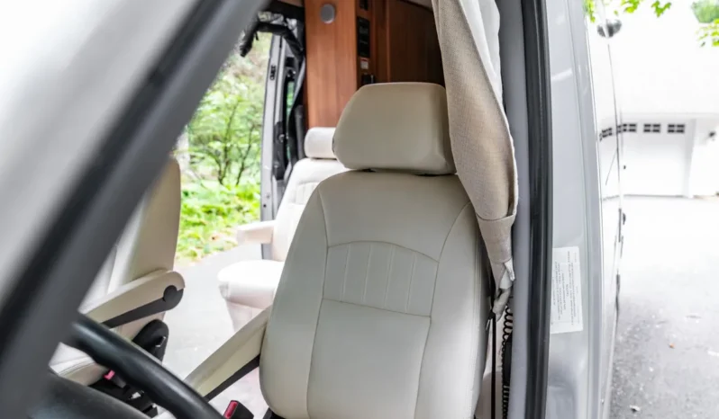
								2014 Winnebago Era 70X Motorhome full									