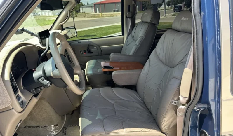 
								2000 Chevrolet Astro Regency Conversion Van full									