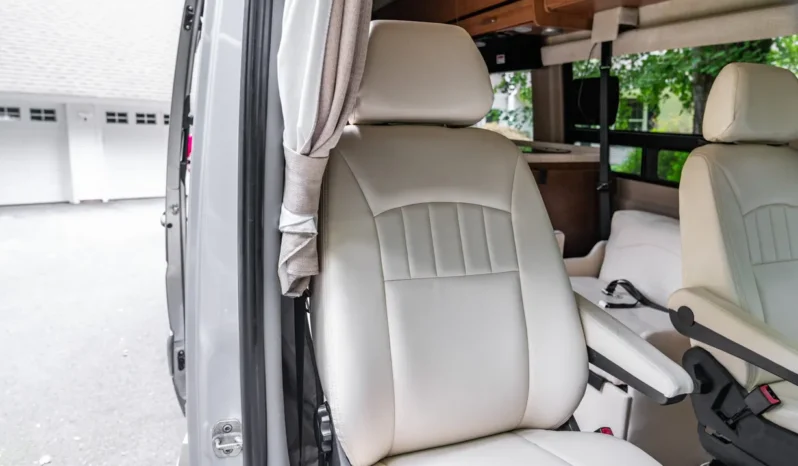
								2014 Winnebago Era 70X Motorhome full									