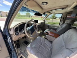 
										2000 Chevrolet Astro Regency Conversion Van full									