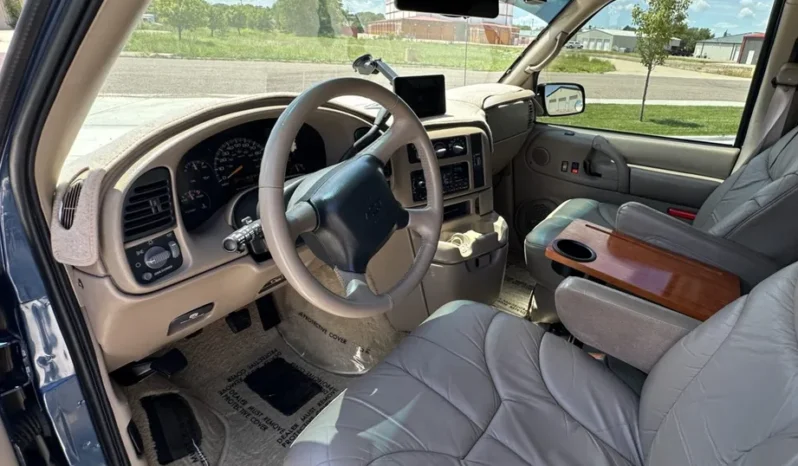 
								2000 Chevrolet Astro Regency Conversion Van full									