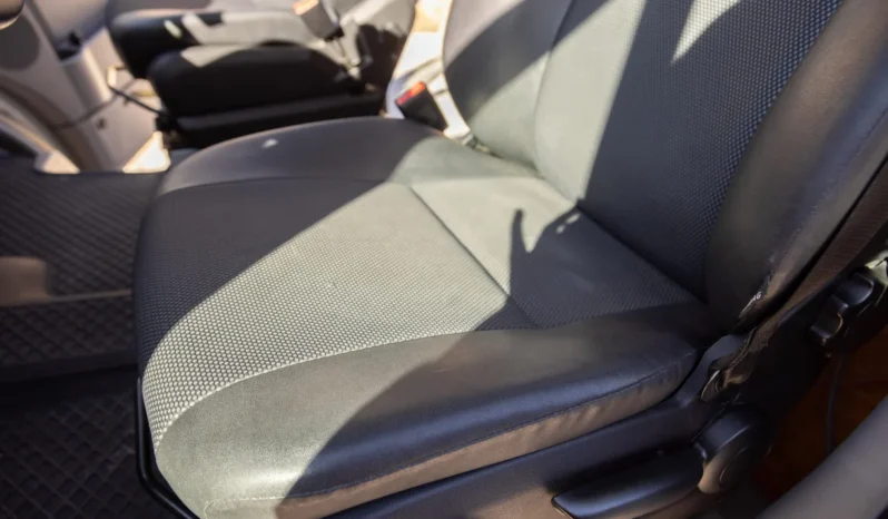 
								2018 Mercedes-Benz Sprinter Sportsmobile Camper full									