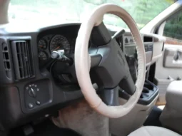 
										2003 GMC Savana G1500 Regency Conversion Van full									