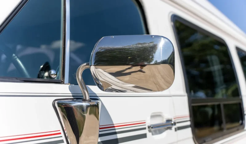 
								1991 GMC Vandura 2500 Starcraft Conversion Van full									