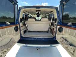 
										2000 Chevrolet Astro Regency Conversion Van full									