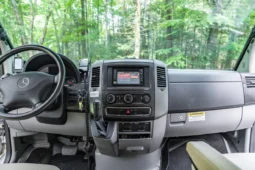 
										2014 Winnebago Era 70X Motorhome full									