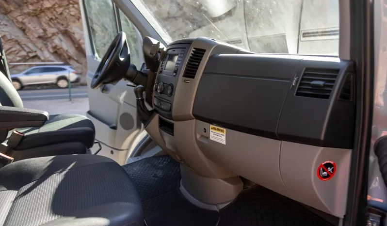 
								2018 Mercedes-Benz Sprinter Sportsmobile Camper full									