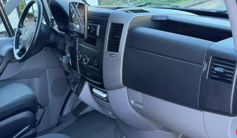 
								2013 Mercedes-Benz Sprinter 2500 12-Seat Configuration full									