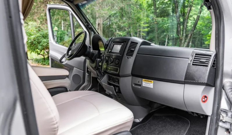 
								2014 Winnebago Era 70X Motorhome full									