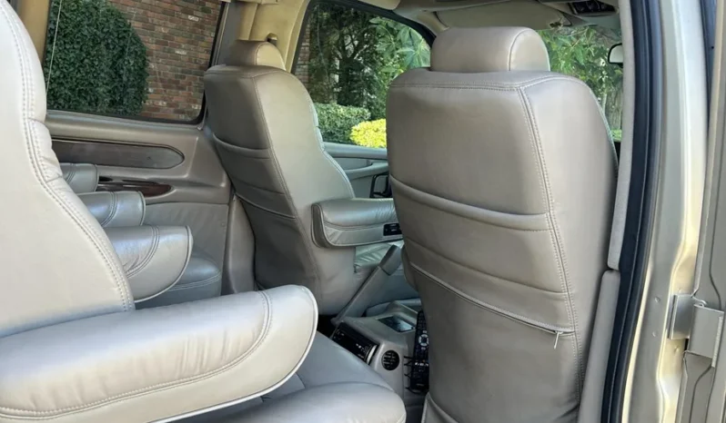 
								2007 Chevrolet Express Explorer Limited SE Conversion Van full									