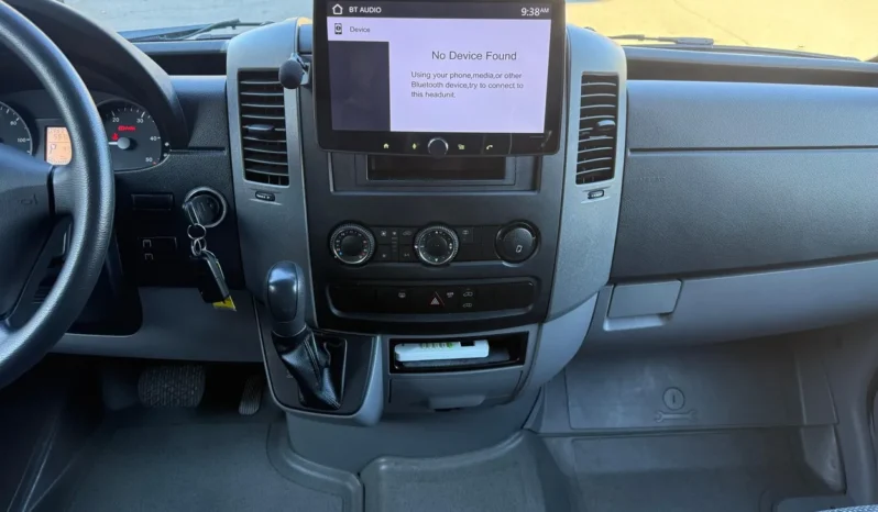 
								2013 Mercedes-Benz Sprinter 2500 12-Seat Configuration full									