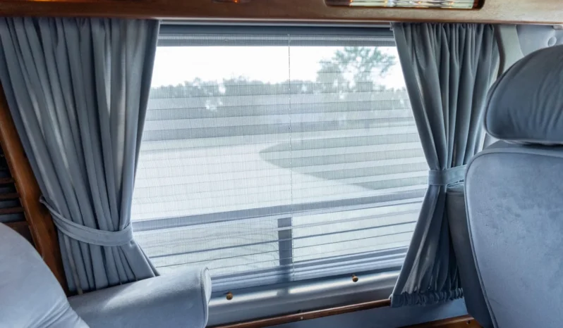 
								1991 GMC Vandura 2500 Starcraft Conversion Van full									