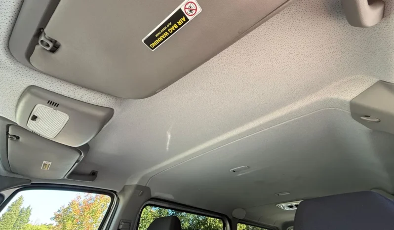 
								2013 Mercedes-Benz Sprinter 2500 12-Seat Configuration full									