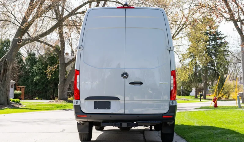 
								2023 Mercedes-Benz Sprinter 2500 Cargo Van full									