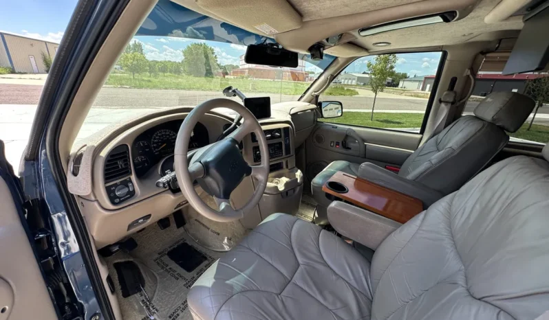 
								2000 Chevrolet Astro Regency Conversion Van full									