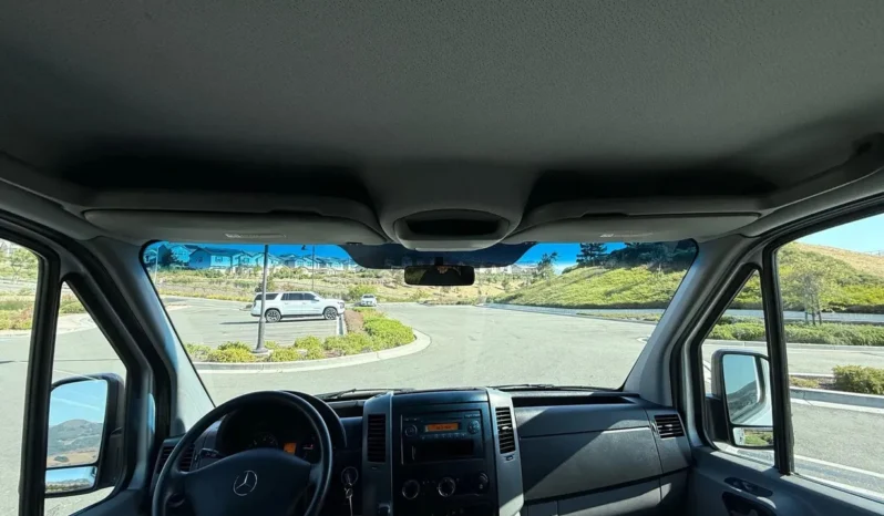 
								2013 Mercedes-Benz Sprinter 2500 12-Seat Configuration full									