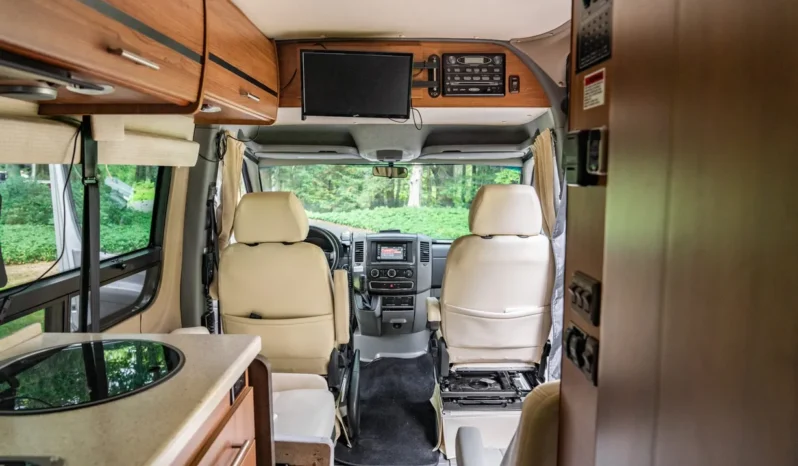 
								2014 Winnebago Era 70X Motorhome full									