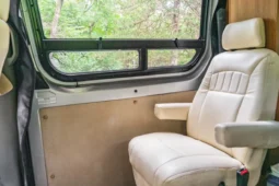 
										2014 Winnebago Era 70X Motorhome full									