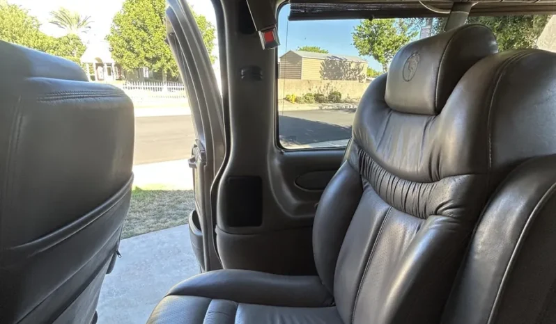 
								2007 Chevrolet Express Explorer Limited SE Conversion Van full									