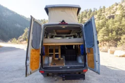 
										2018 Mercedes-Benz Sprinter Sportsmobile Camper full									