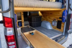 
										2018 Mercedes-Benz Sprinter Sportsmobile Camper full									