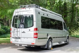 
										2014 Winnebago Era 70X Motorhome full									
