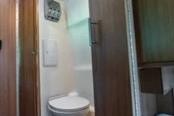 
										2014 Winnebago Era 70X Motorhome full									