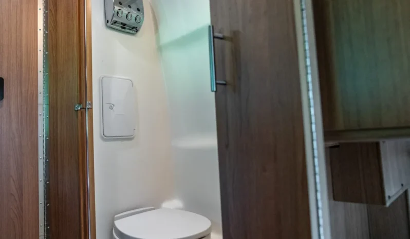 
								2014 Winnebago Era 70X Motorhome full									
