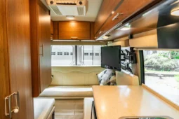 
										2014 Winnebago Era 70X Motorhome full									