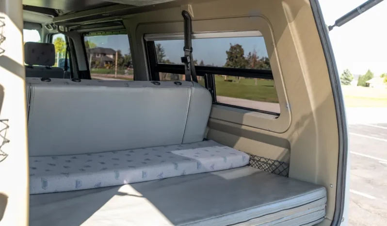 
								1997 Volkswagen EuroVan Winnebago Industries Camper full									