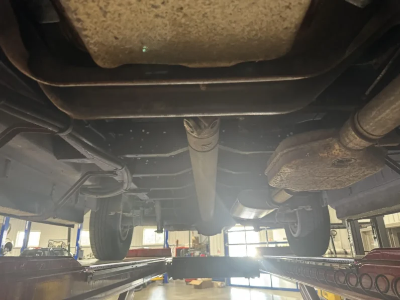 
								1991 GMC Vandura 2500 Starcraft Conversion Van full									