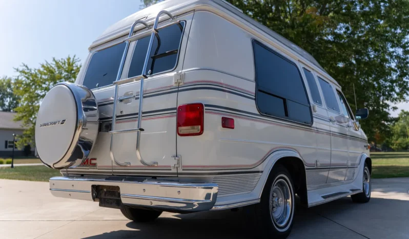 
								1991 GMC Vandura 2500 Starcraft Conversion Van full									