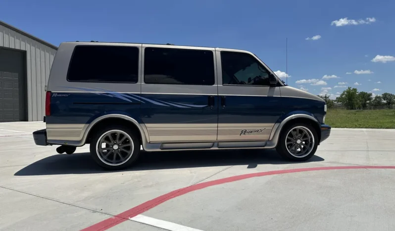 
								2000 Chevrolet Astro Regency Conversion Van full									