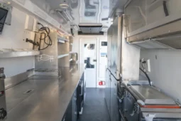 
										2021 Mercedes-Benz Sprinter 4500 Mobile Kitchen full									