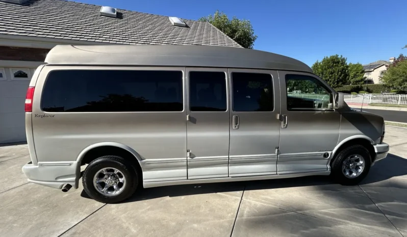 
								2007 Chevrolet Express Explorer Limited SE Conversion Van full									