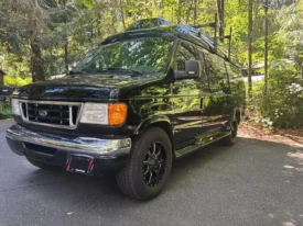 2007 Ford E-250 Super Duty Luxury Conversion Van